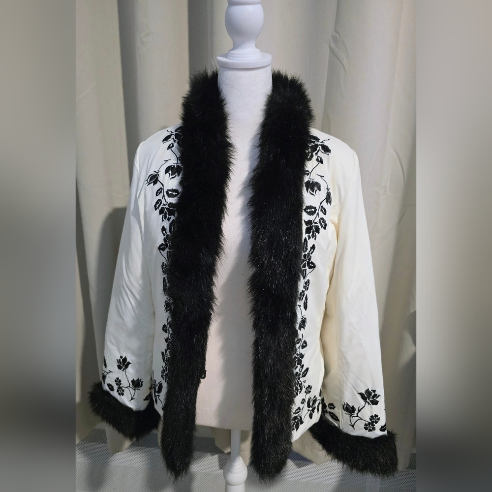 White House Black Market Black White Down Teddy Jacket